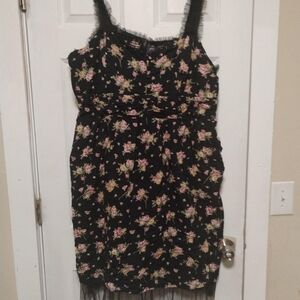 Hot Topic Black Floral Midi Dress